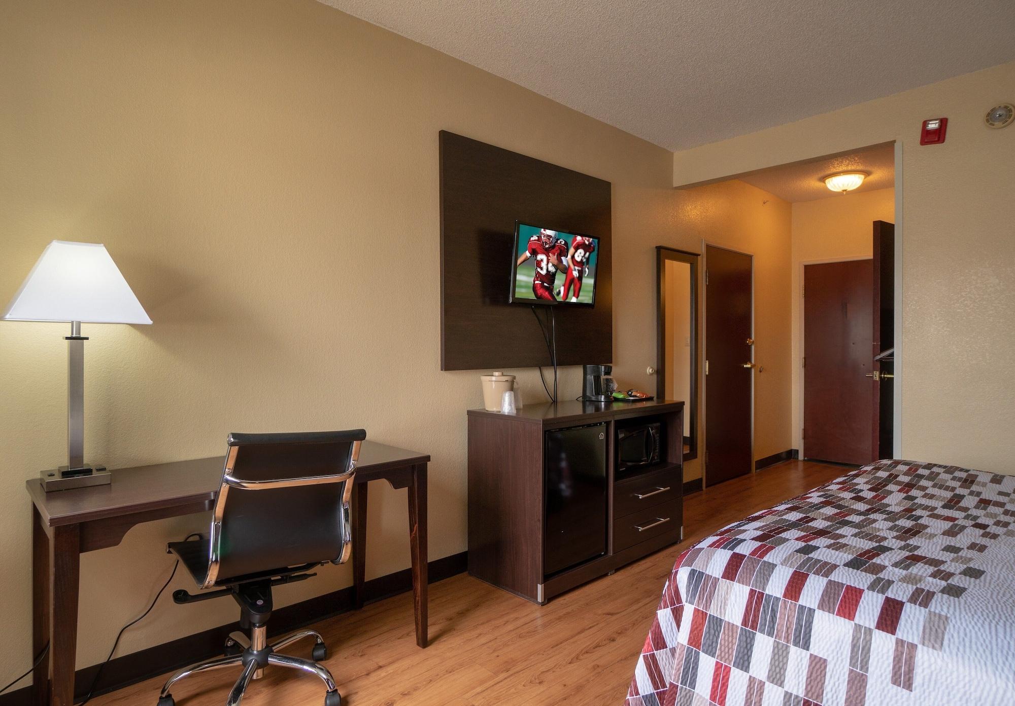 Red Roof Inn & Suites Indianapolis Airport Exteriör bild