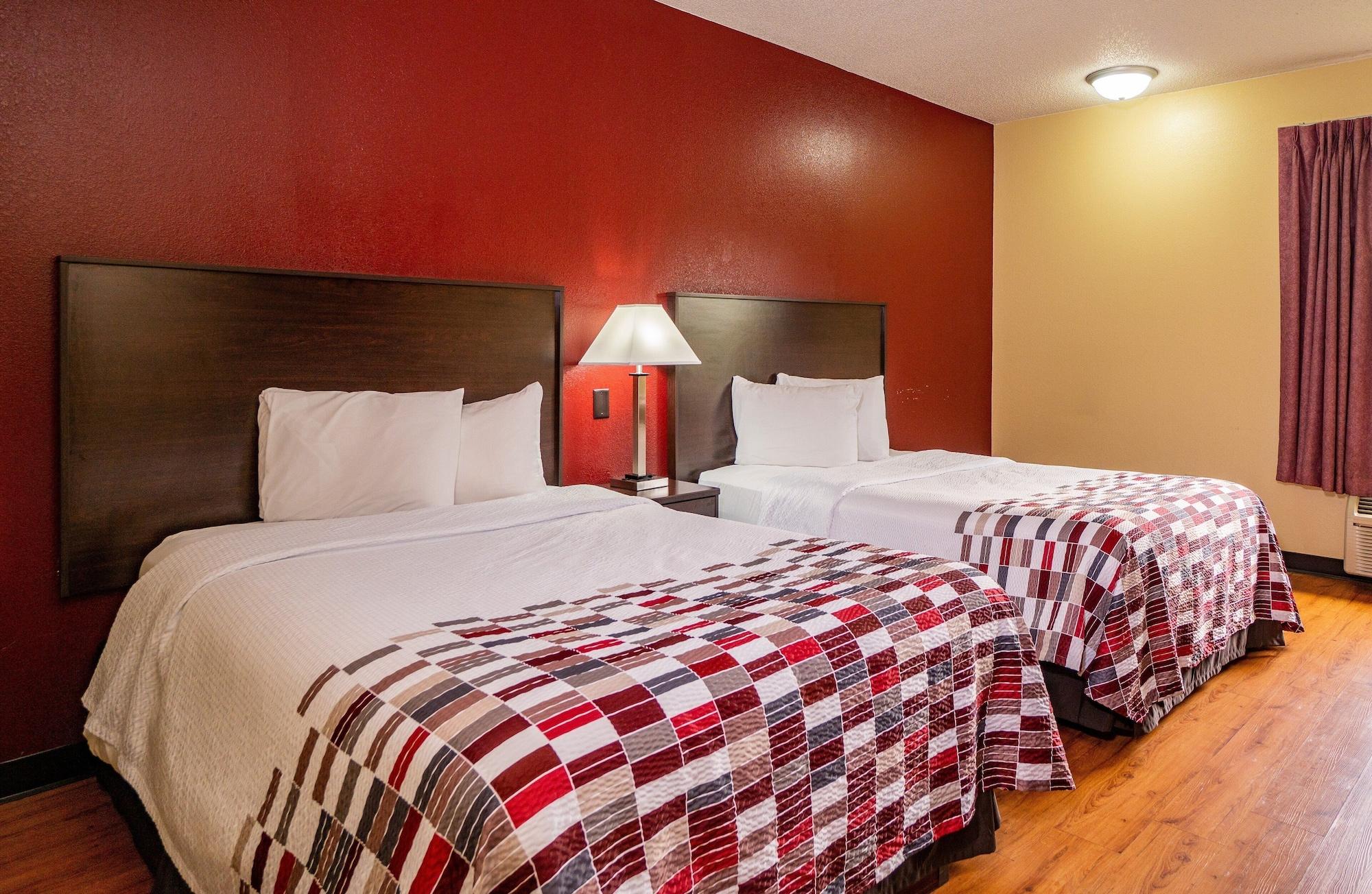 Red Roof Inn & Suites Indianapolis Airport Exteriör bild