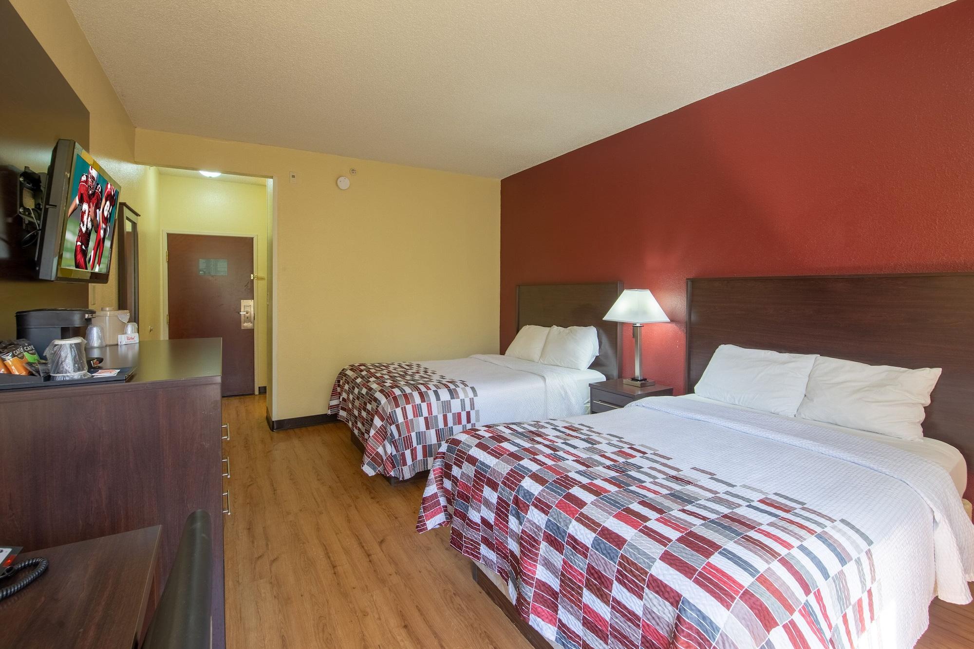 Red Roof Inn & Suites Indianapolis Airport Exteriör bild