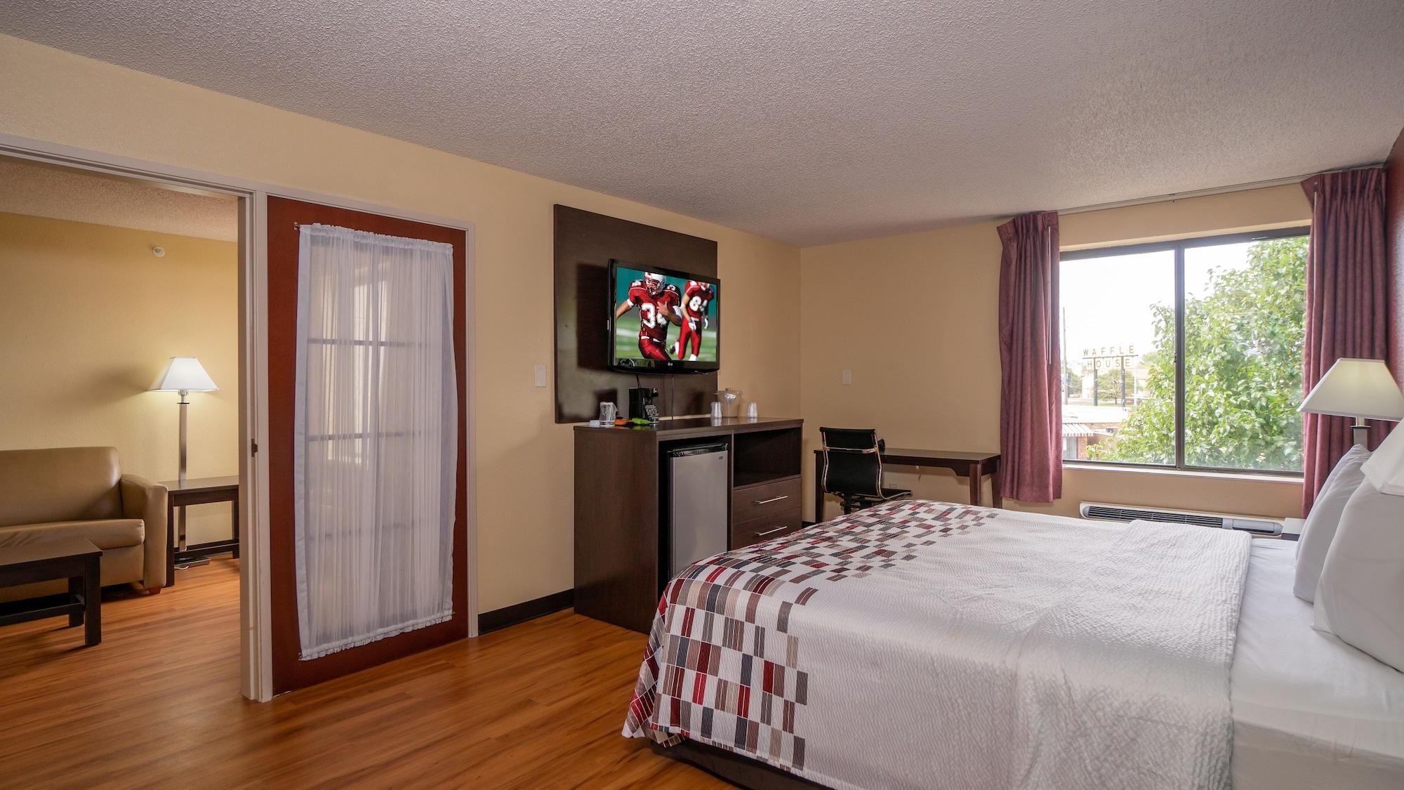 Red Roof Inn & Suites Indianapolis Airport Exteriör bild